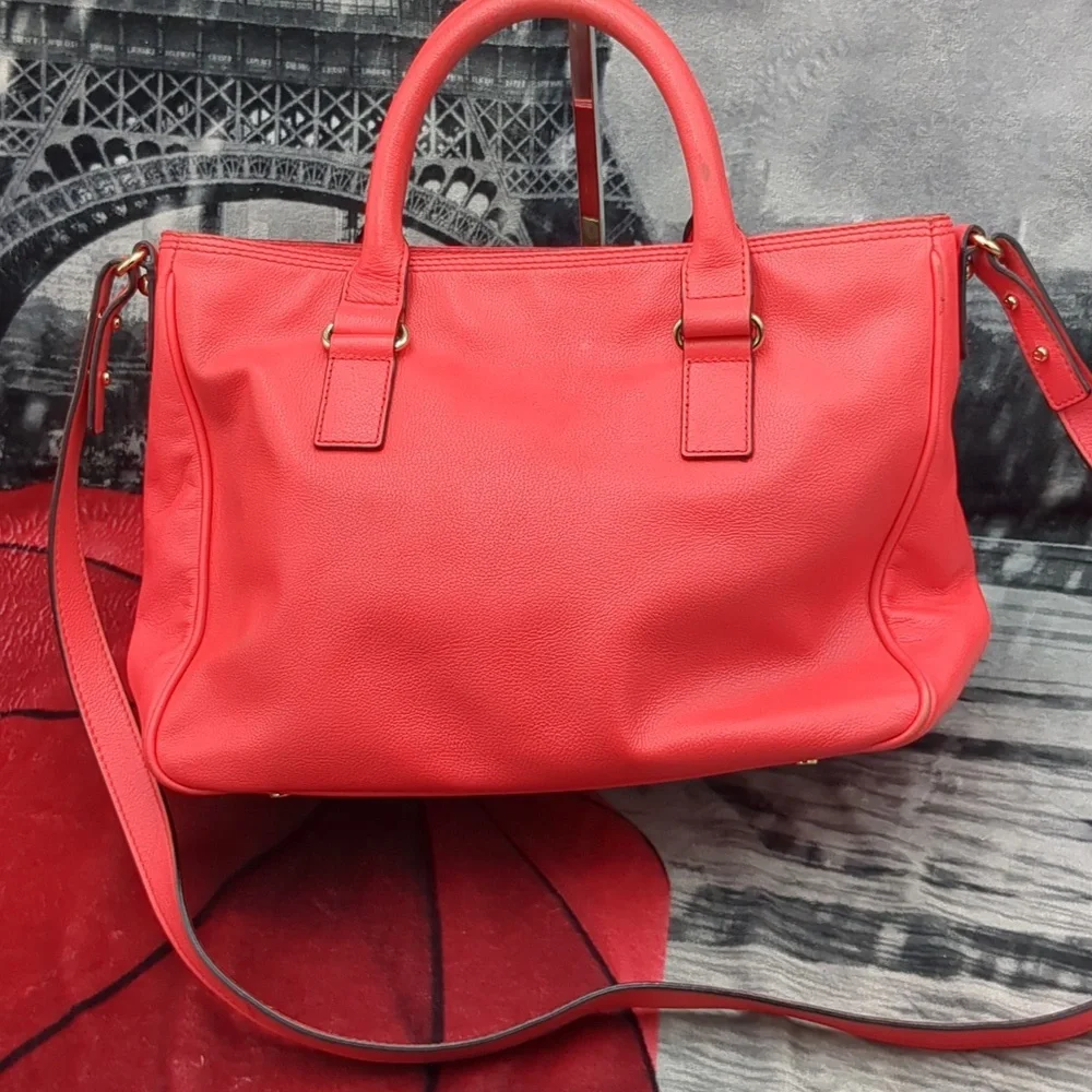 kate spade this stylish